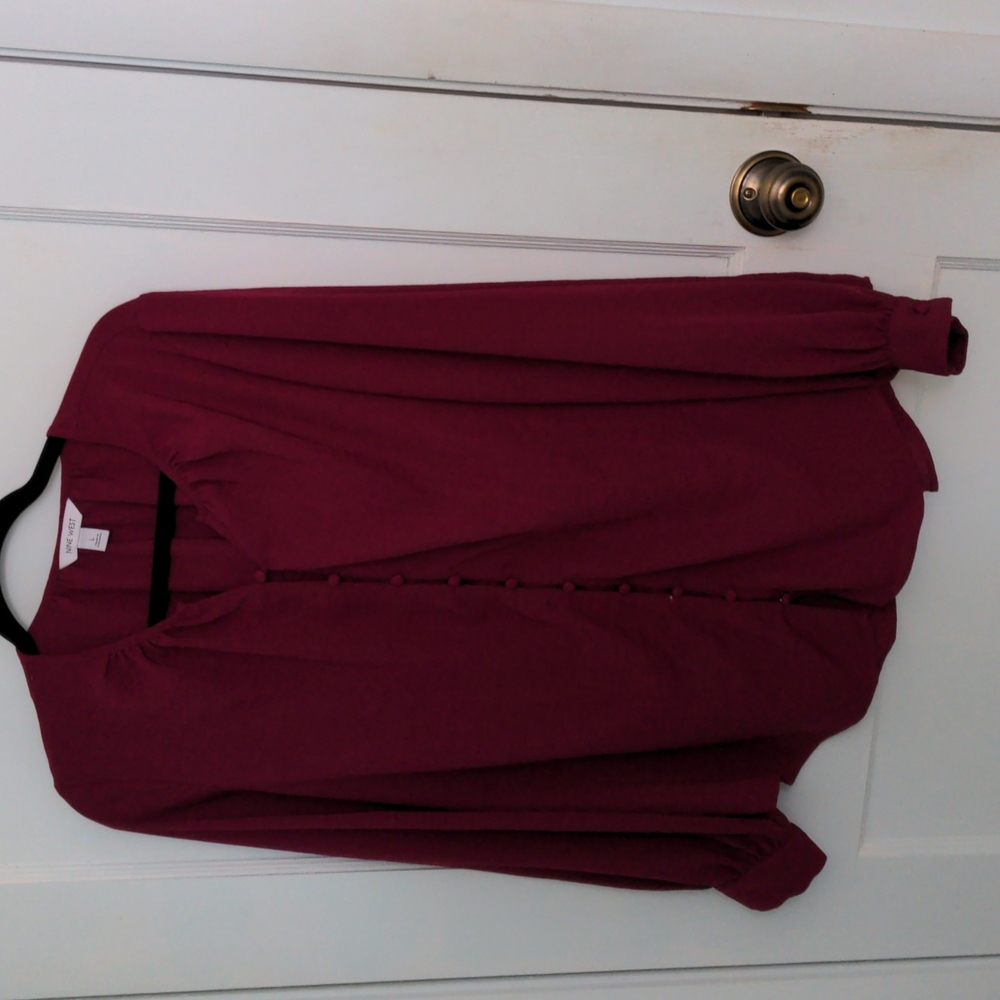 Nine West Size L Maroon Button Down Top